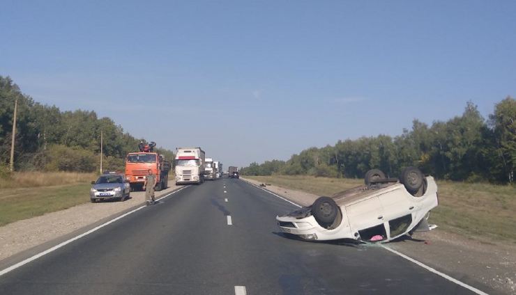 Рено перевернулось в Самарской области