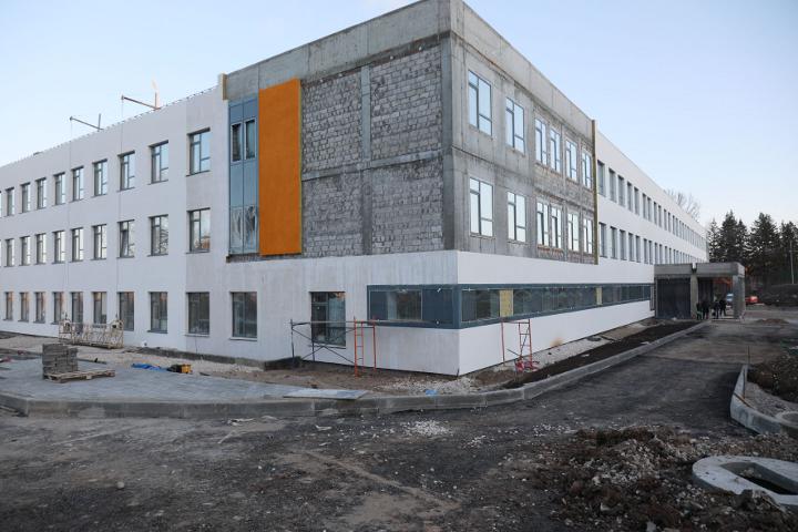 Строящаяся школа на 5 просеке в Самаре