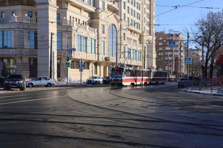 Трамвай в центре Самары