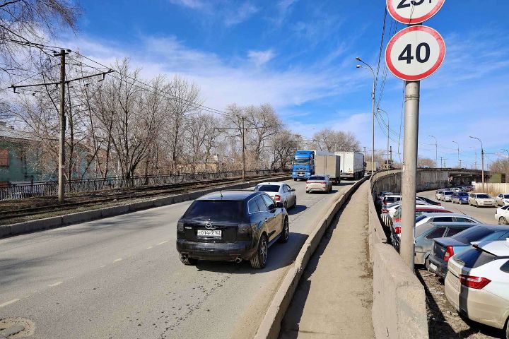 Мост на улице Земеца в Самаре