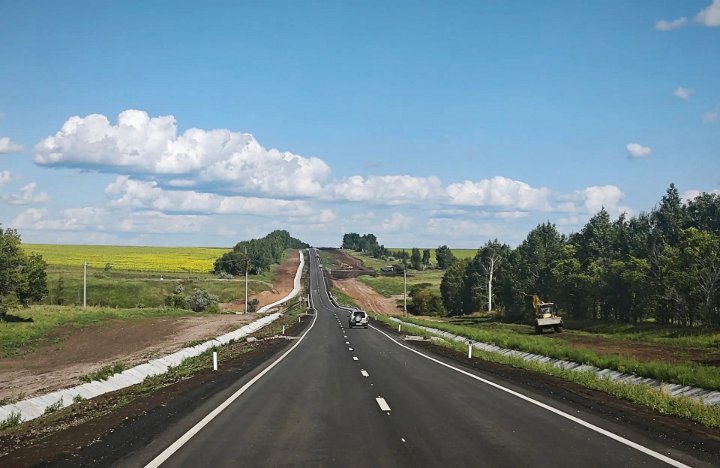 отремонтированная дорога